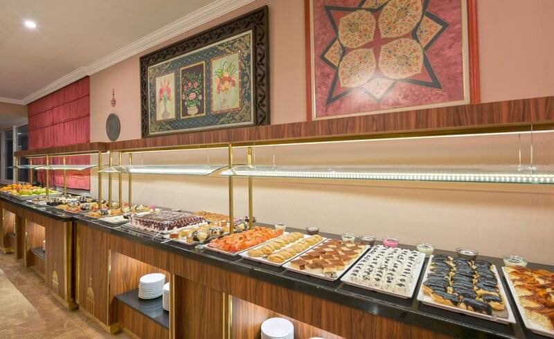 ANTIQUE ROMAN PALACE(ADULT ONLY+16)