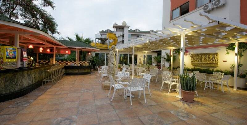 ANTIQUE ROMAN PALACE(ADULT ONLY+16)