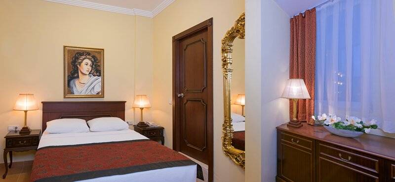 ANTIQUE ROMAN PALACE(ADULT ONLY+16)