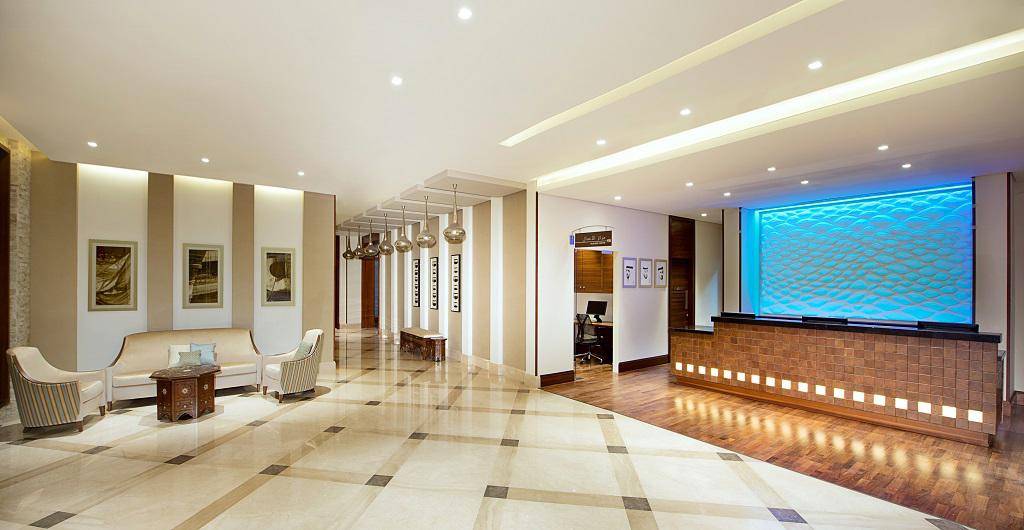 New: Hilton Garden Inn Dubai Jumeirah
Old: Hilton Garden Inn Al Mina