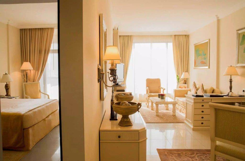 MERCURE HOTEL BARSHA HEIGHTS