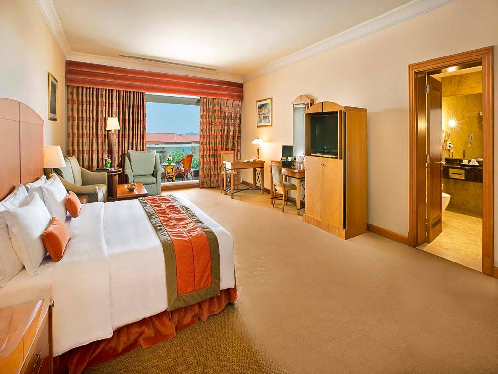 New: AL RAHA BEACH RESORT & SPA
Old: AL RAHA BEACH HOTEL