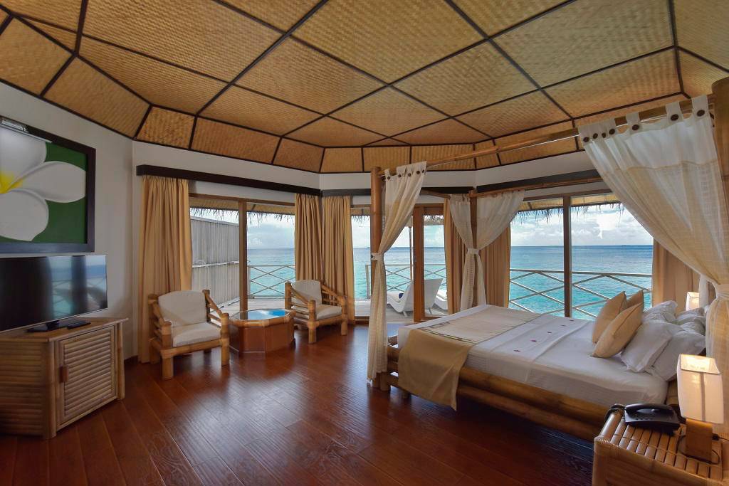 ANGAGA ISLAND RESORT & SPA 