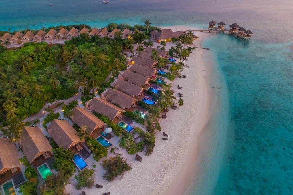 KUDAFUSHI RESORT & SPA