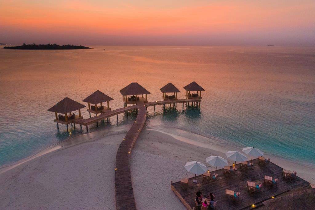 KUDAFUSHI RESORT & SPA