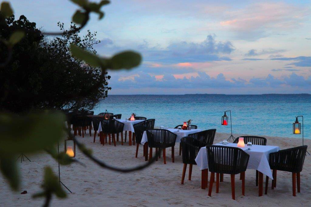 KUDAFUSHI RESORT & SPA