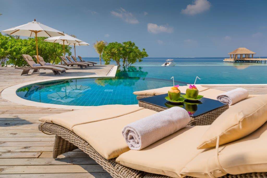 KUDAFUSHI RESORT & SPA