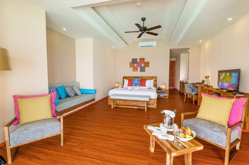 KUDAFUSHI RESORT & SPA