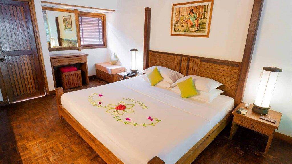 REETHI BEACH RESORT (CLOSED FOR REBRANDING)