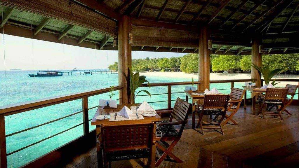 REETHI BEACH RESORT (CLOSED FOR REBRANDING)