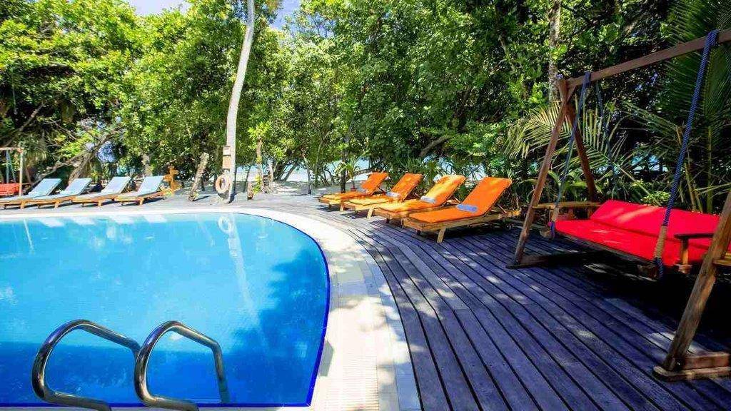 REETHI BEACH RESORT (CLOSED FOR REBRANDING)