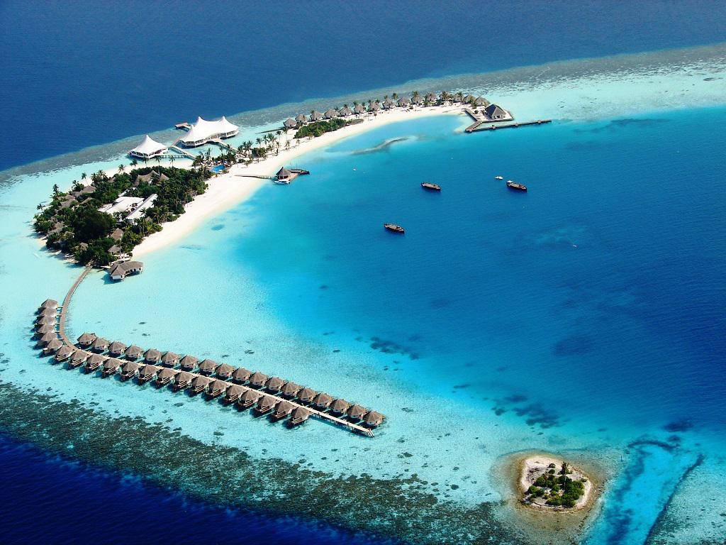 SAFARI ISLAND RESORT & SPA 