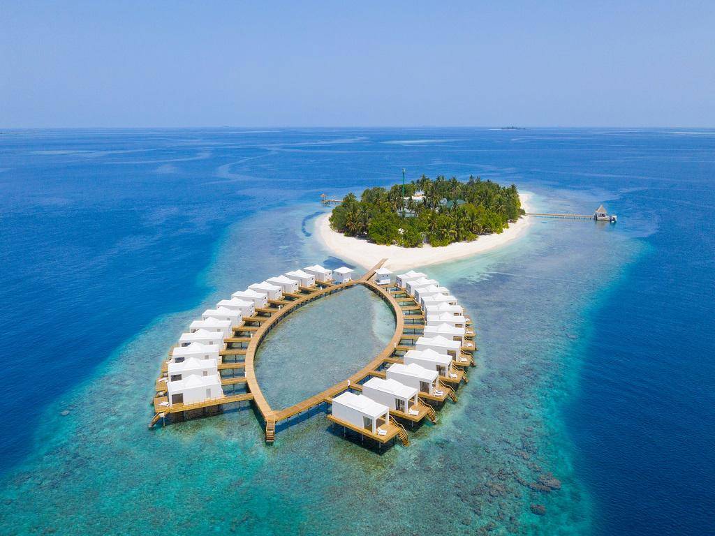 Sandies Bathala Resort