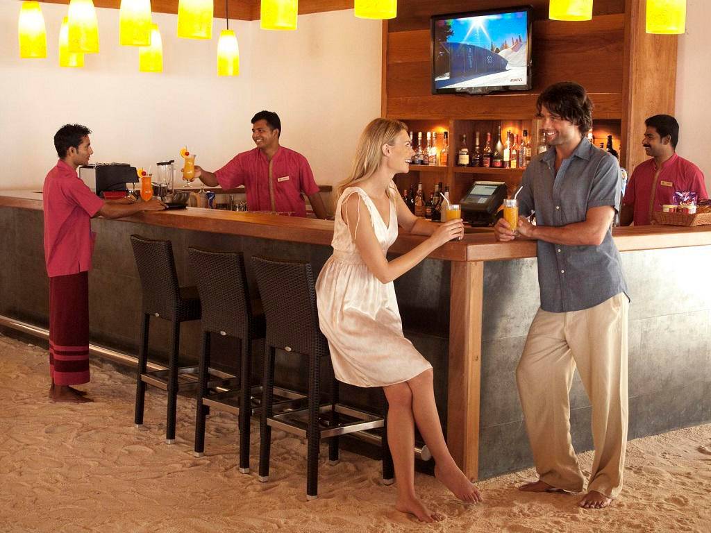 VILAMENDHOO ISLAND RESORT & SPA