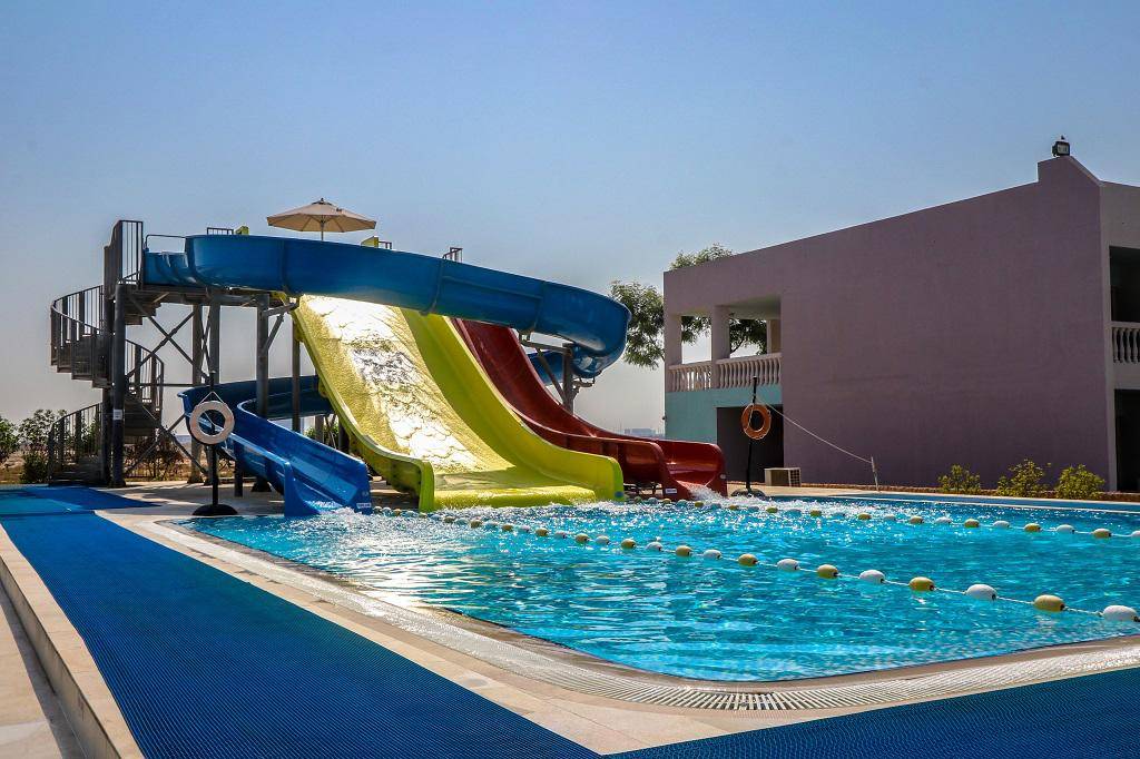 BM BEACH RESORT