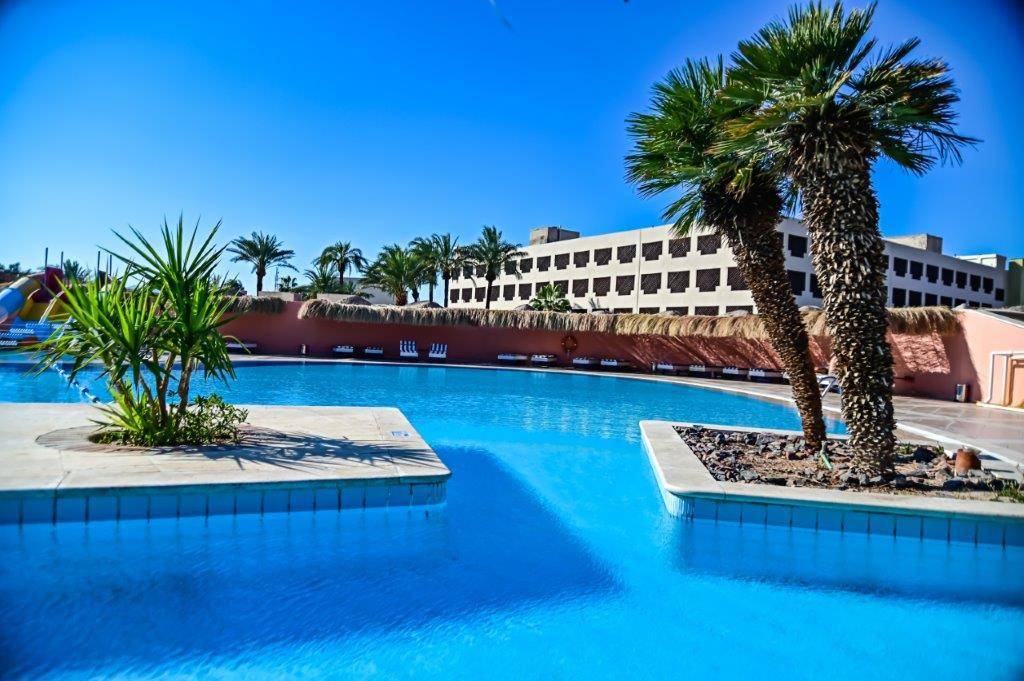 Roundtrip Egypt Paradise Abu Soma (DS)