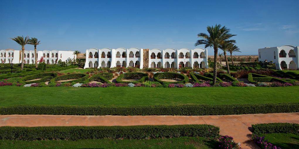GORGONIA BEACH HOTEL