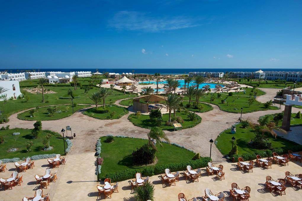 GORGONIA BEACH HOTEL