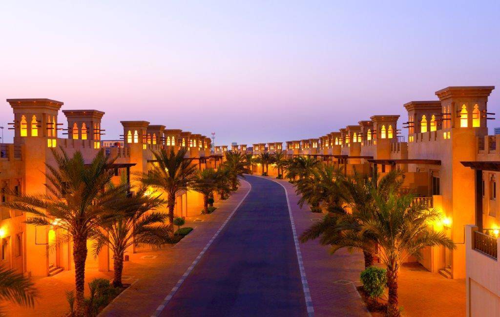 AL HAMRA VILLAGE HOTEL AL HAMRA VILLAGE HOTEL