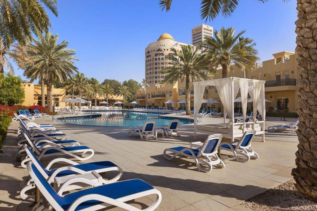 AL HAMRA VILLAGE HOTEL AL HAMRA VILLAGE HOTEL