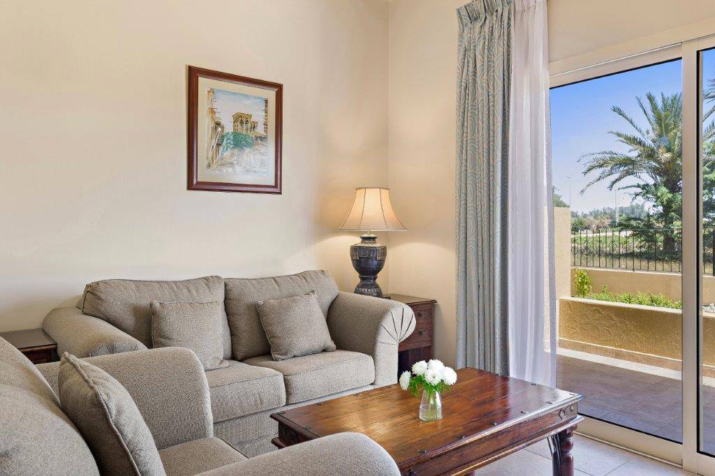 AL HAMRA VILLAGE HOTEL AL HAMRA VILLAGE HOTEL