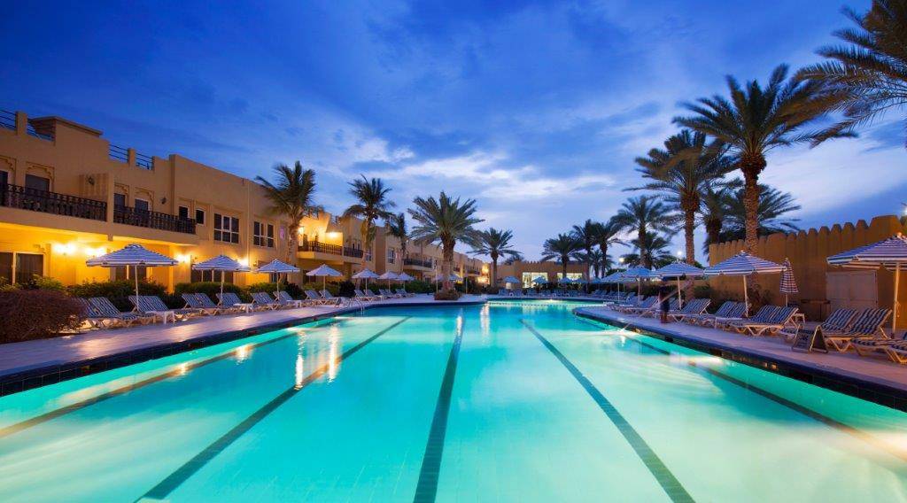 AL HAMRA VILLAGE HOTEL AL HAMRA VILLAGE HOTEL