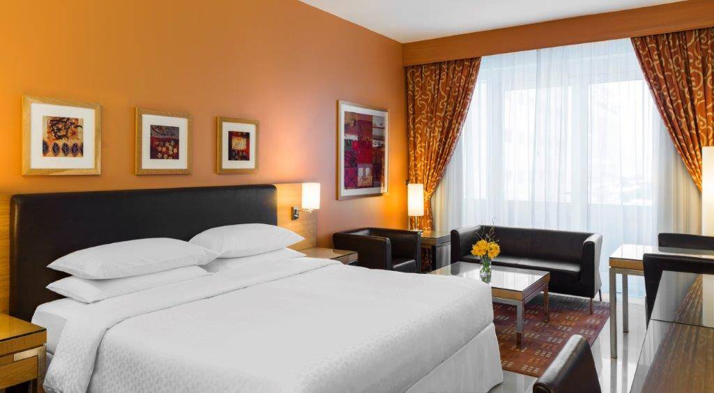 FOUR POINTS BY SHERATON BUR DUBAI (renamed from Four Points By Sheraton Downtown Dubai)