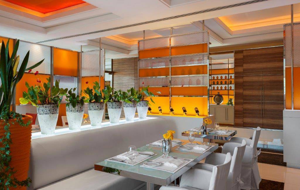 FOUR POINTS BY SHERATON BUR DUBAI (renamed from Four Points By Sheraton Downtown Dubai)