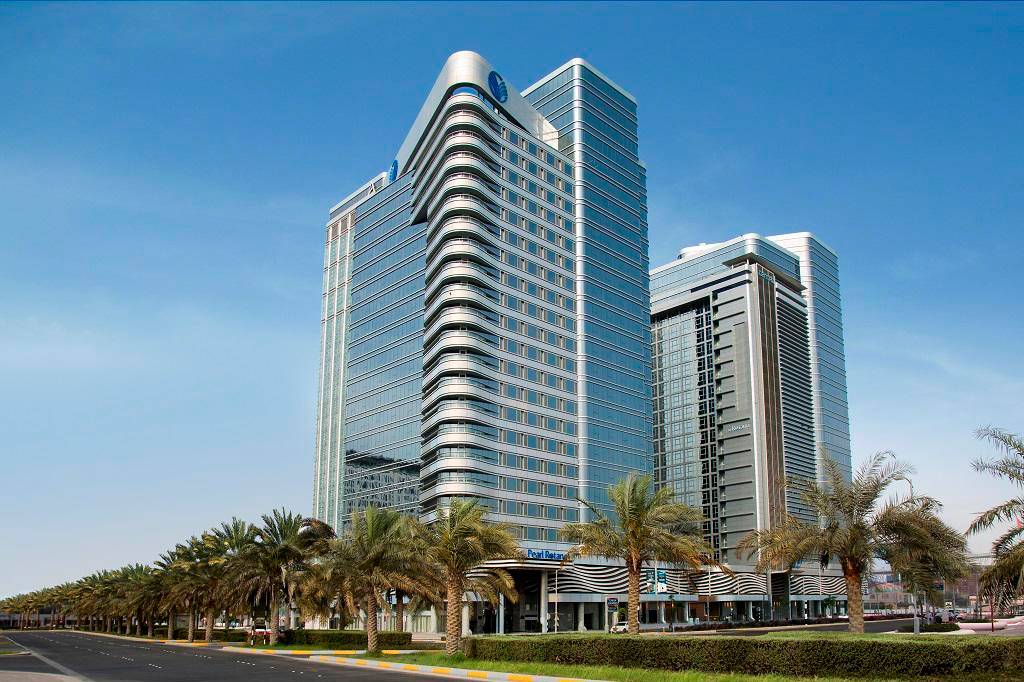 PEARL ROTANA CAPITAL CENTER