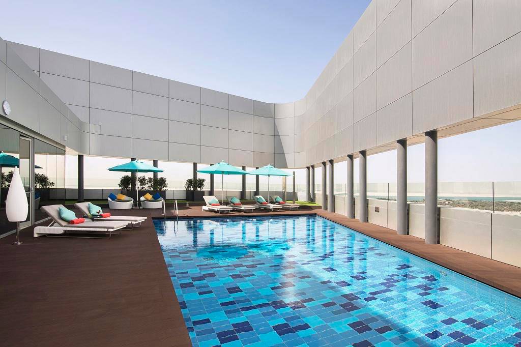 PEARL ROTANA CAPITAL CENTER