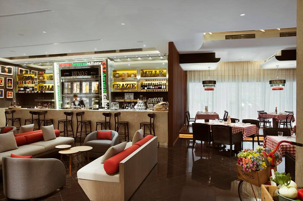 PEARL ROTANA CAPITAL CENTER