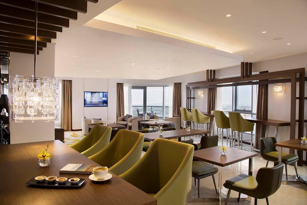 PEARL ROTANA CAPITAL CENTER