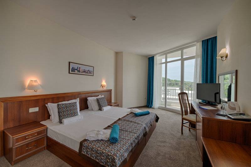 Berlin Golden Beach Hotel