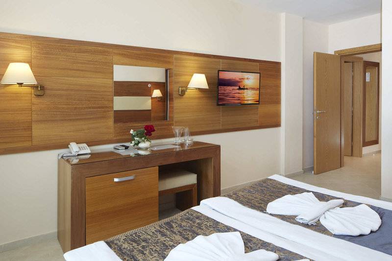 Briz Seabreeze Hotel