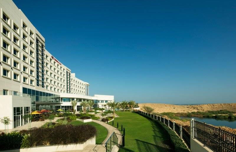 Crowne Plaza Muscat OCEC