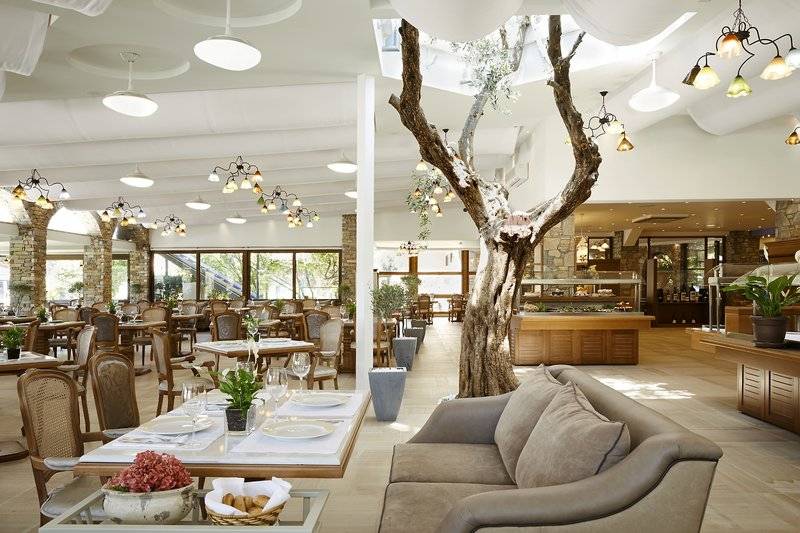 Anthemus Sea Beach Hotel & Spa