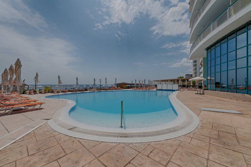 Berlin Golden Beach Hotel