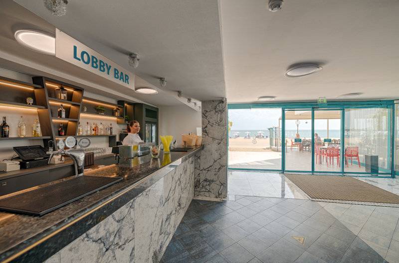 Berlin Golden Beach Hotel