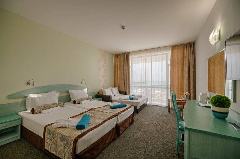 Berlin Golden Beach Hotel