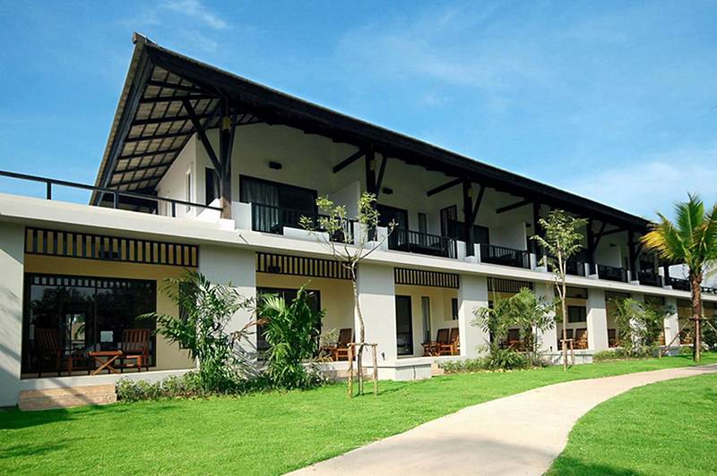 Palm Galleria Resort