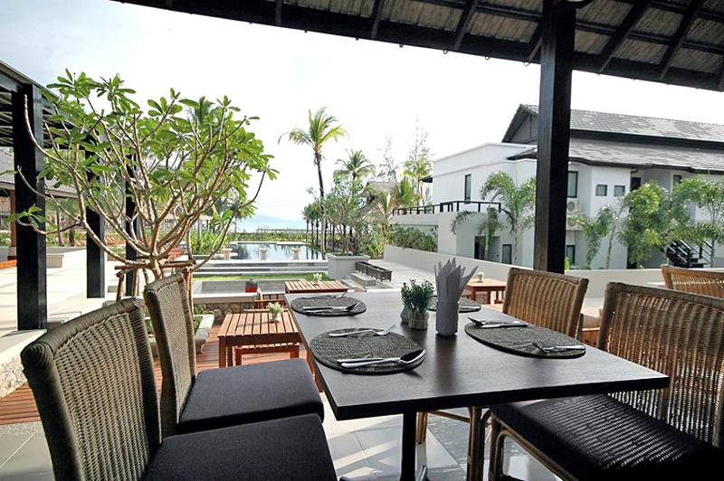 Palm Galleria Resort