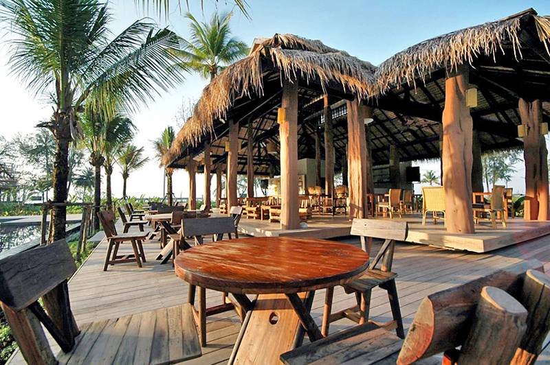 Palm Galleria Resort