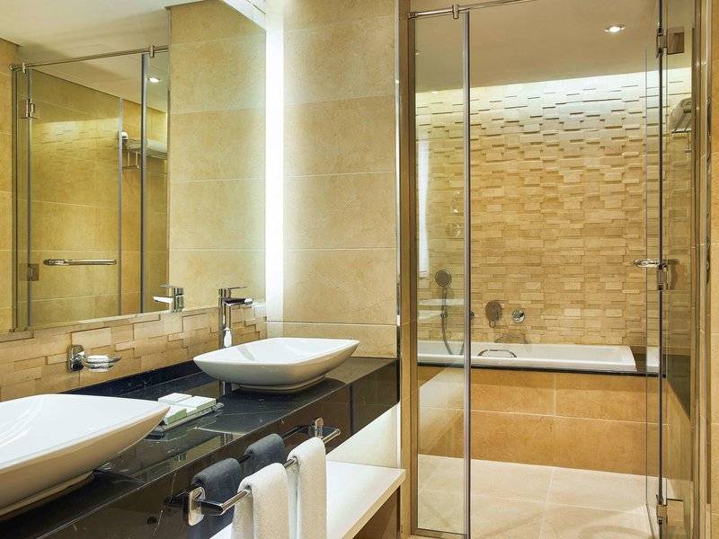 Mercure Dubai Barsha Heights Hotel Suites