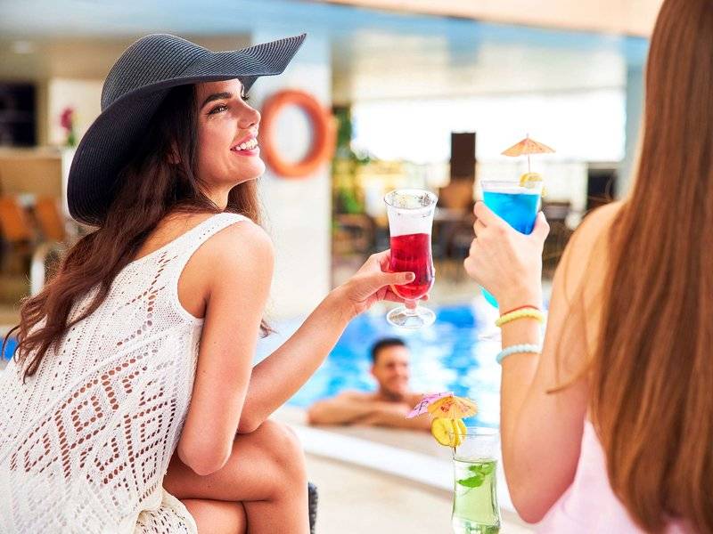 Mercure Dubai Barsha Heights Hotel Suites