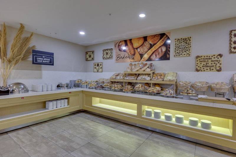 Ramada Resort by Wydham Kuşadası & Golf