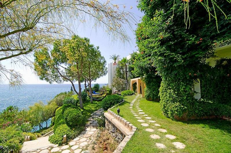 Korumar Hotel De Luxe