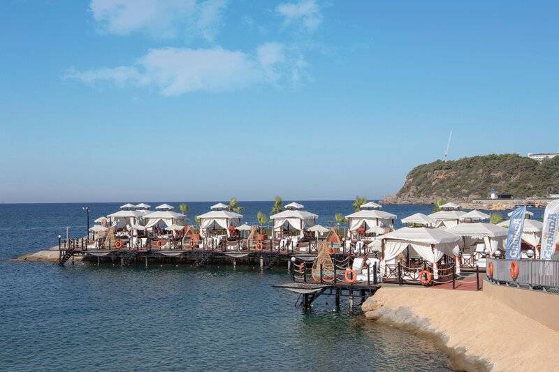 Granada Luxury Okurcalar