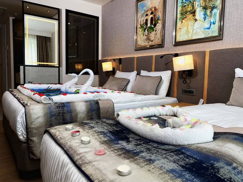 Sunthalia Hotels & Resorts