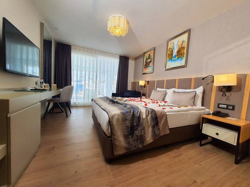 Sunthalia Hotels & Resorts