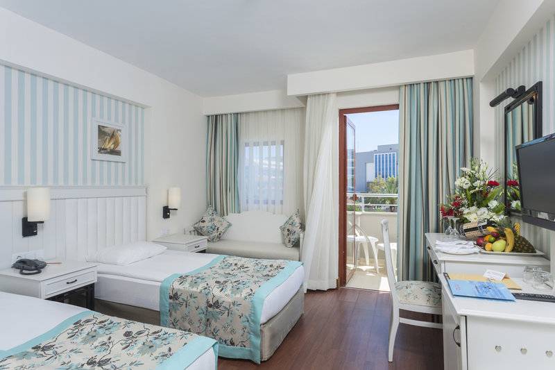 Monachus Hotel & Spa